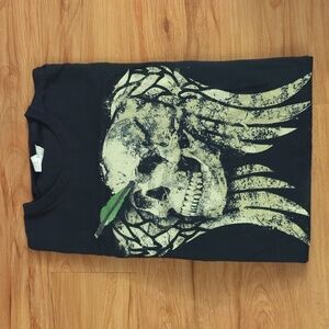 Graphic tee